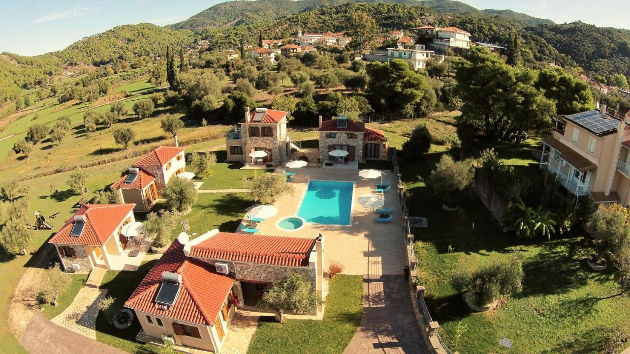 Апартаменты Evinos Garden Trikorfon Экстерьер фото
